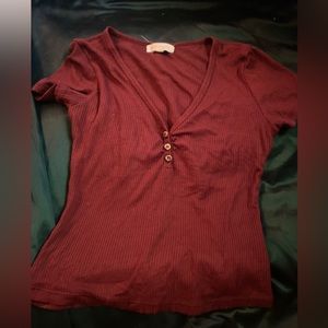 cropped red shirt